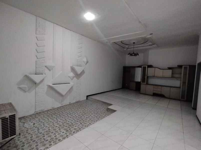 disewakan rumah kalikepiting