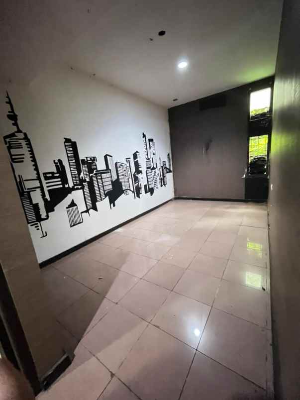 disewakan rumah komplek setrasari