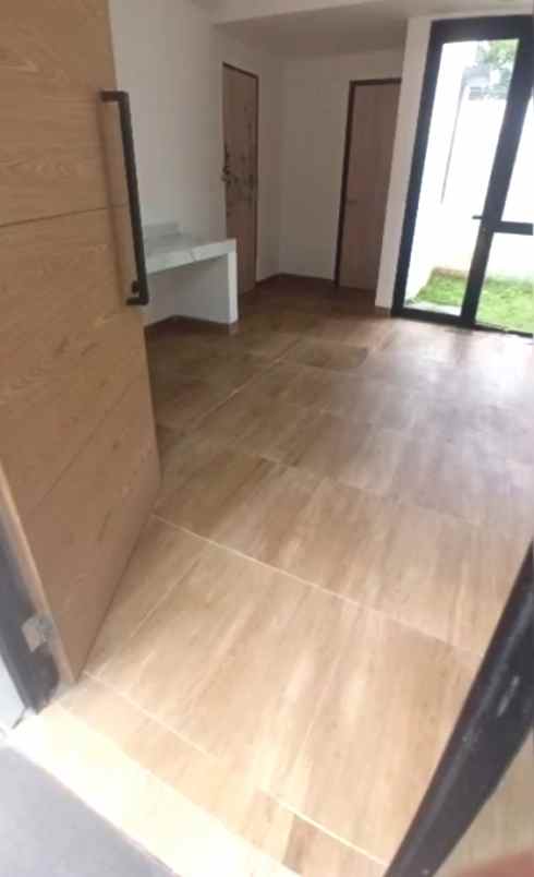 disewakan rumah lippo karawaci utara