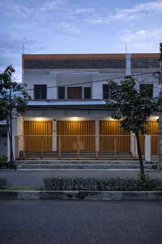 disewakan rumah ngagel jaya selatan