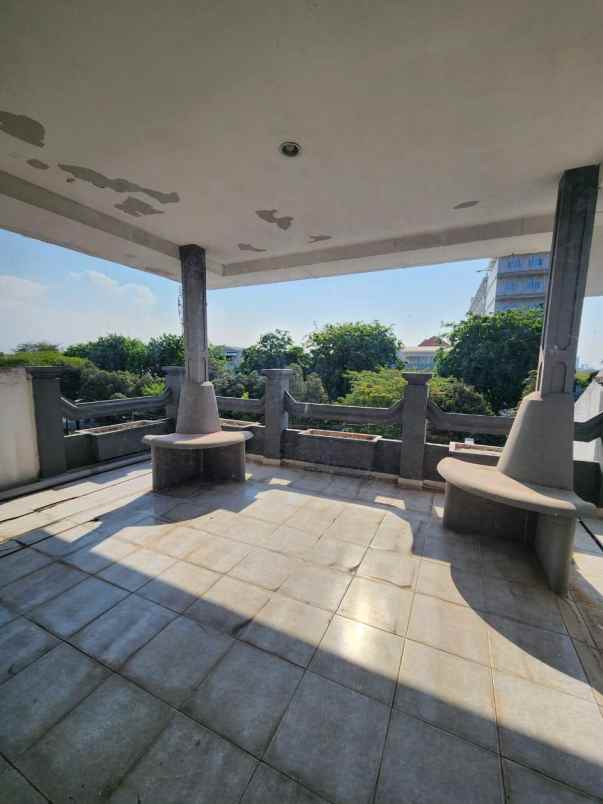 disewakan untuk usaha ruko raya nginden