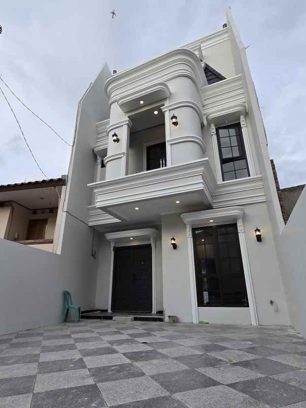 for sale new townhouse jagakarsa jaksel