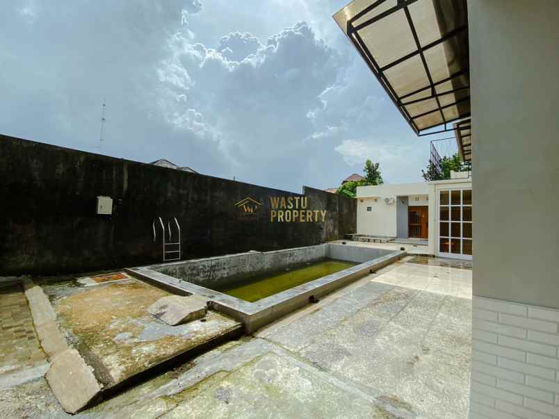 guest house tanah luas di maguwoharjo sleman