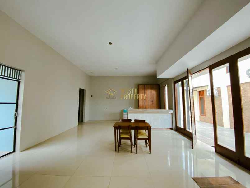 guest house tanah luas di maguwoharjo sleman