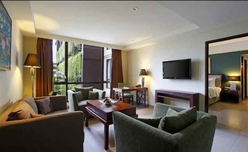 hotel mewah bintang 4 di kuta dekat bandara ngurah rai