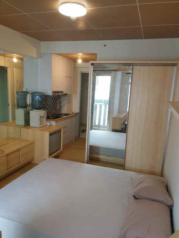 jual apartemen studio furnished green bay pluit