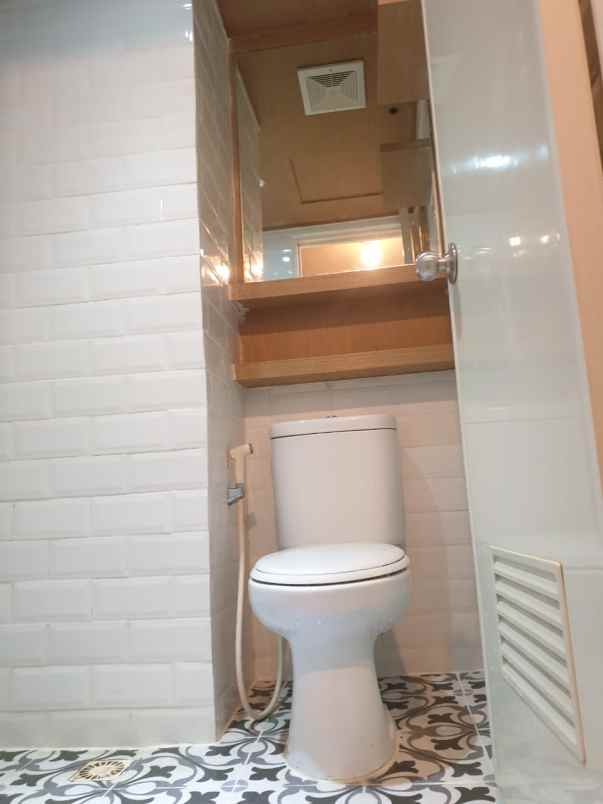 jual apartemen studio furnished green bay pluit