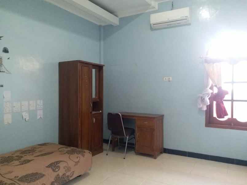 jual cepat kost aktif terawat furnish dekat uns solo