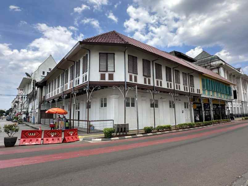 jual gedung warisan kota tua taman sari jak bar