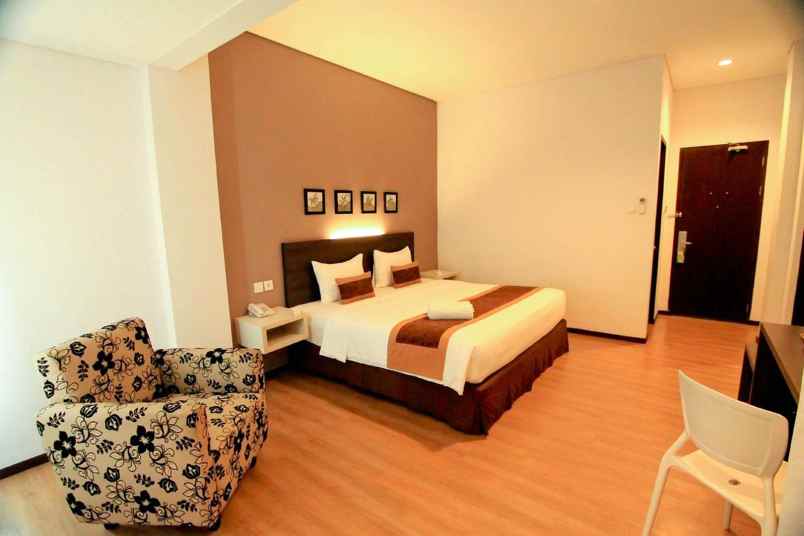 jual hotel bagus shm di mataram barat kota mataram ntb