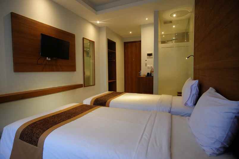 jual hotel bagus shm di mataram barat kota mataram ntb