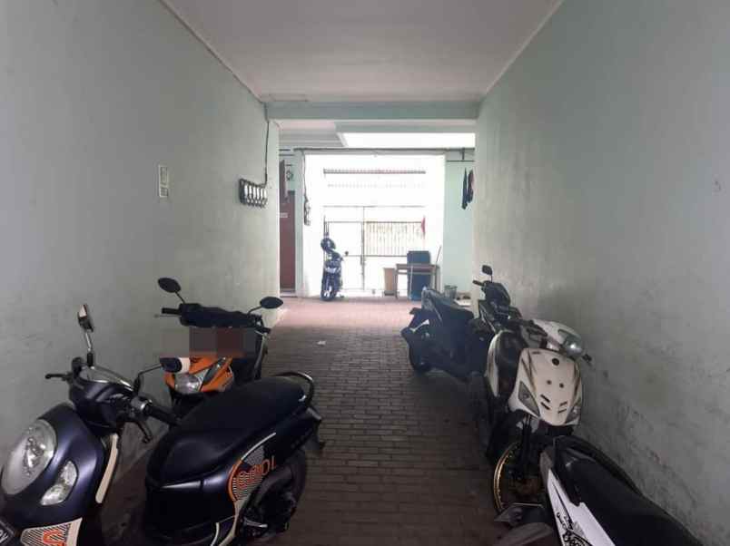 jual kost 50 kamar dekat taman tekno setu