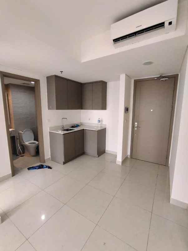 jual rugi apartement gold coast pik