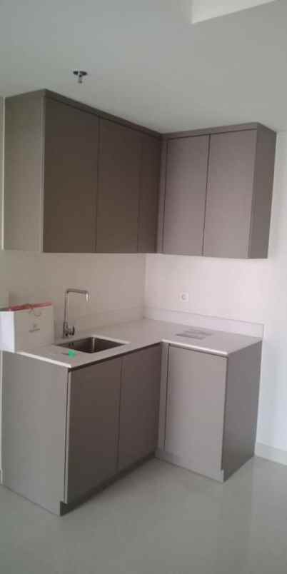 jual rugi apartement gold coast pik