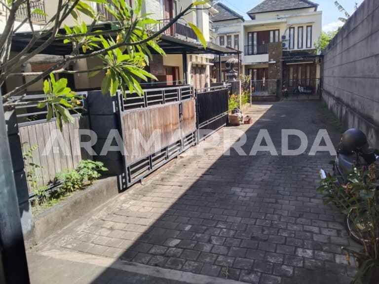 jual rumah 2 lantai 3 1 kamar nangka denpasar utara