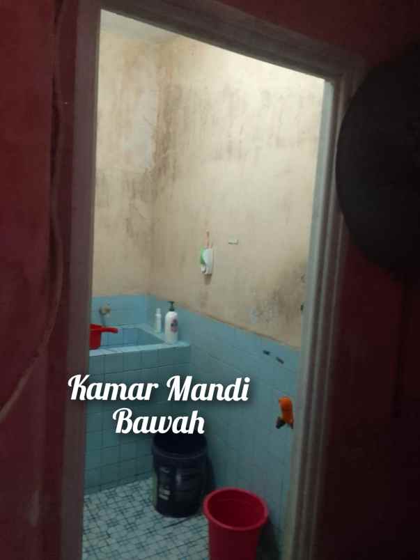 jual rumah 2 lantai siap huni