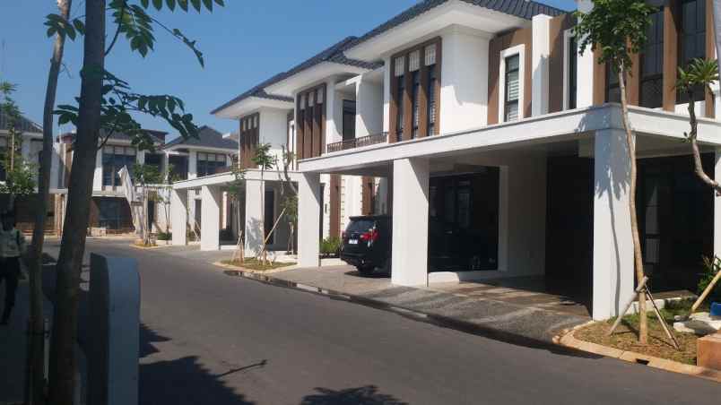 jual rumah baru mewah sultan di karawang