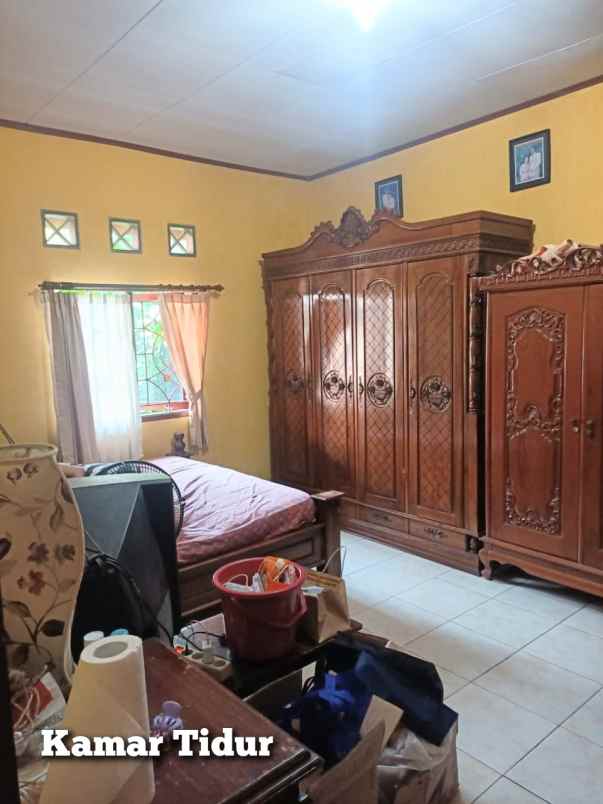 jual rumah besar 1 lantai