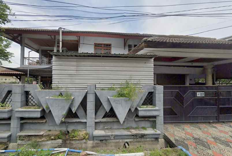 jual rumah dan tempat usaha rungkut mapan surabaya shm