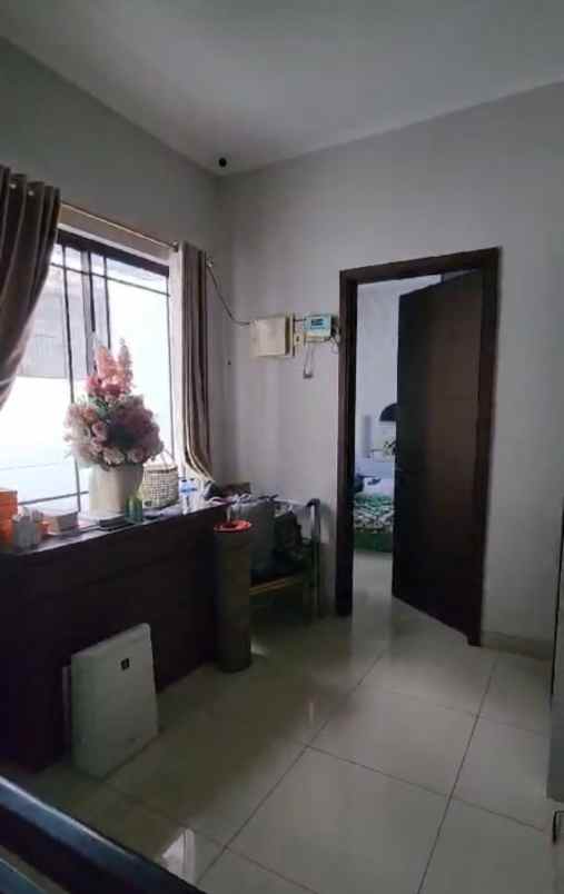 jual rumah furnished green lake