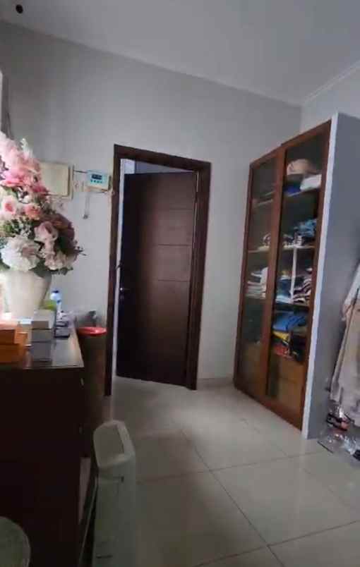 jual rumah furnished green lake