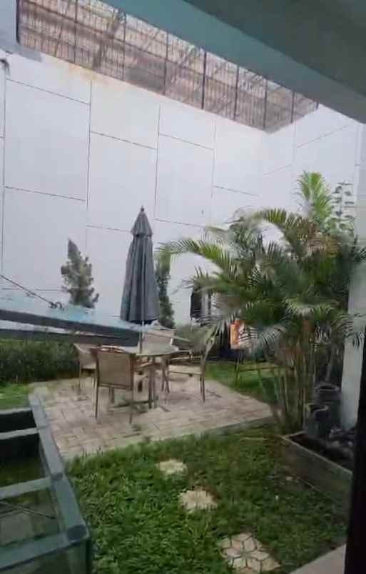 jual rumah furnished green lake