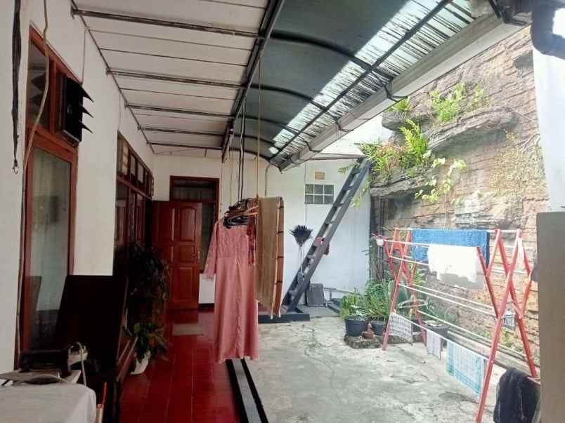 jual rumah lama terawat turangga buahbatu bandung