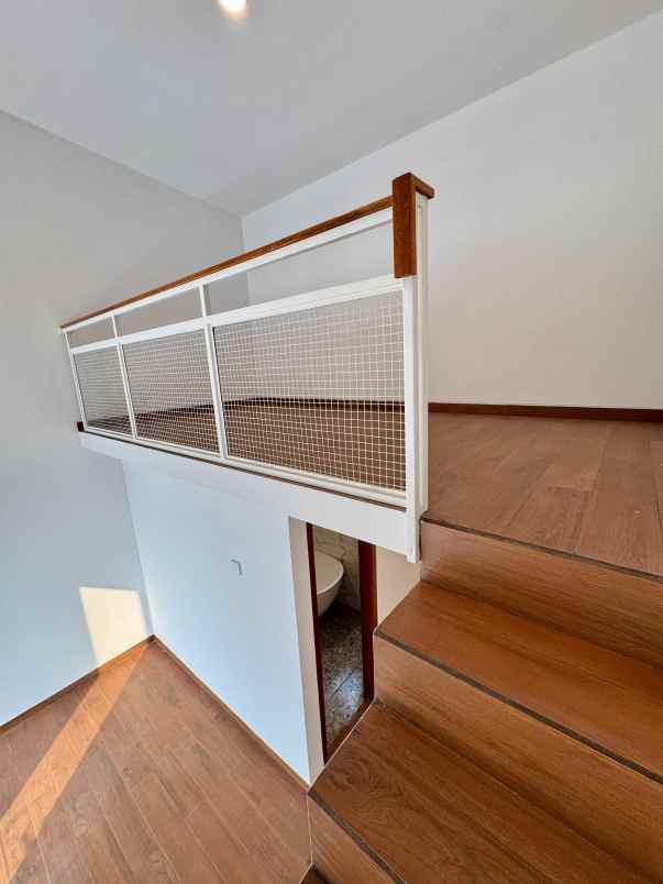jual rumah minimalis modern komplek ddn cibubur