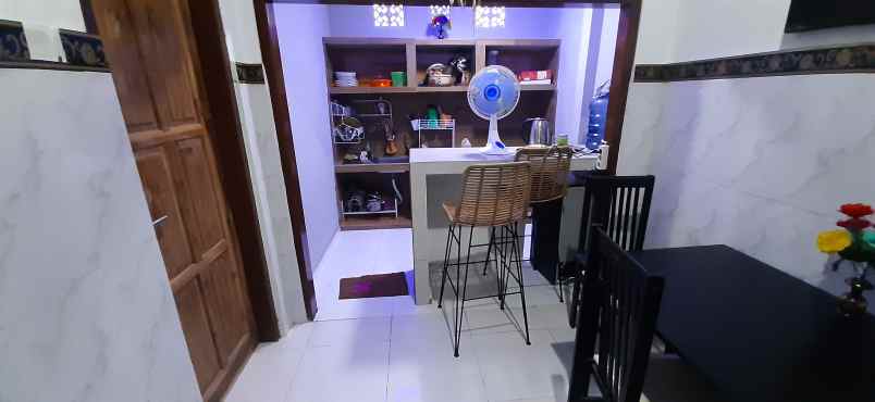 jual rumah semi vila di sentral lovina