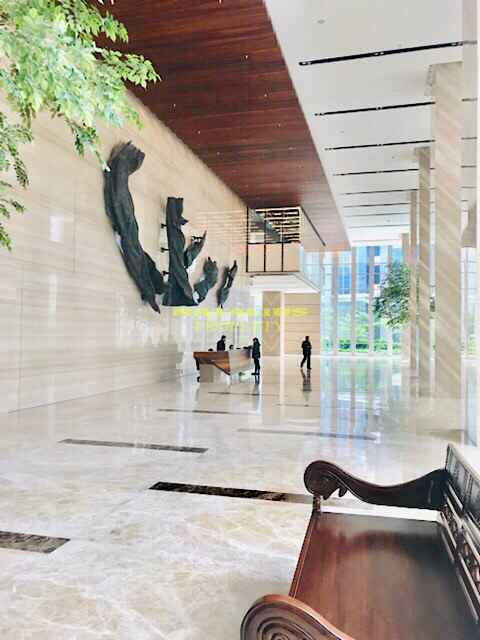 komersial mega kuningan