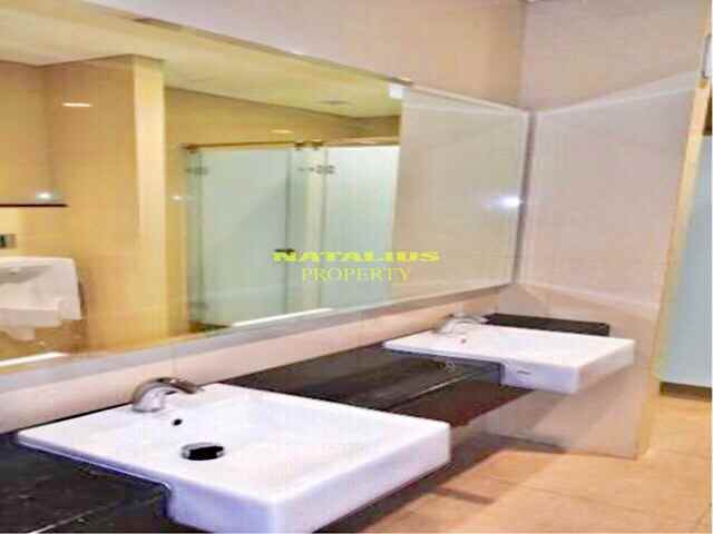 komersial mega kuningan