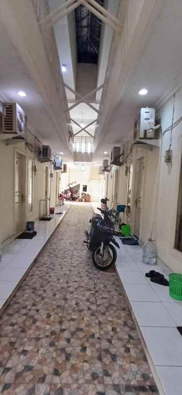 kost di karawang timur depan rs lira medica