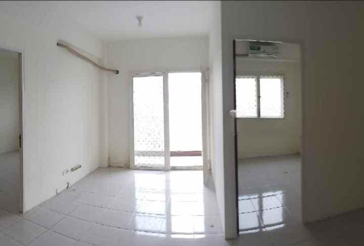 puncak dharmahusada 2 br semi furnish dekat merr