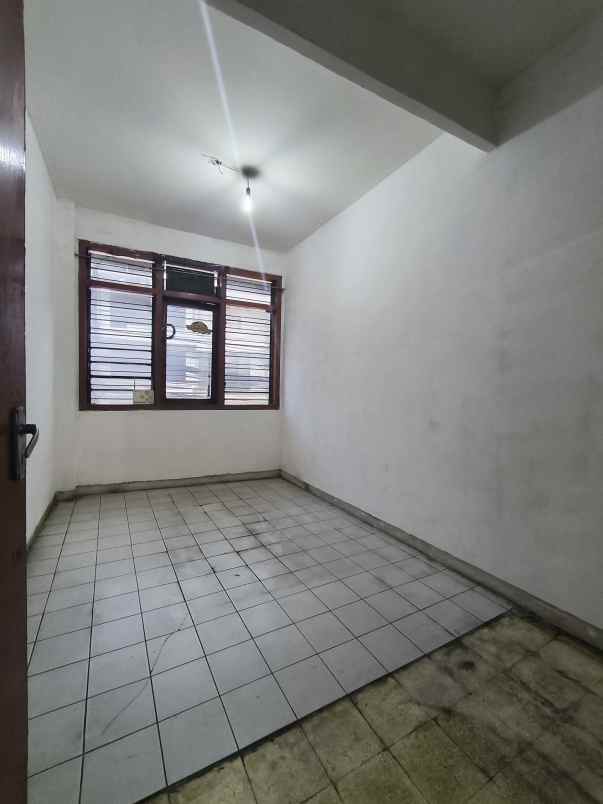 ruko raya kapasan nego sampe deal