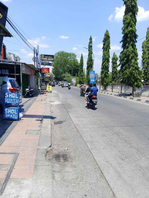 ruko strategis 2 lantai di jln raya tlogosari