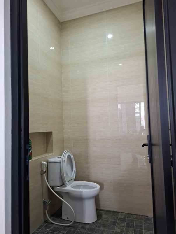 rumah 1 lantai design american modern di kota malang