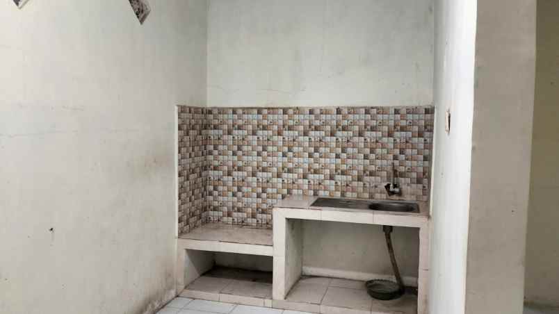 rumah 1 lantai siap huni di menganti gresikn