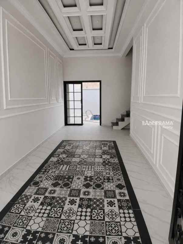 rumah 2 lantai ada pool di tanah baru depok