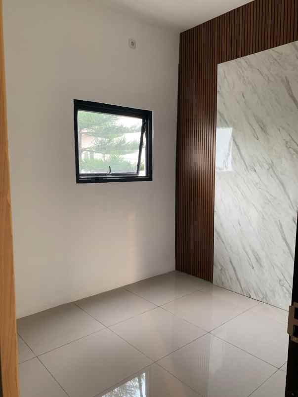 rumah 2 lantai dekat stasiun cilebut bogor