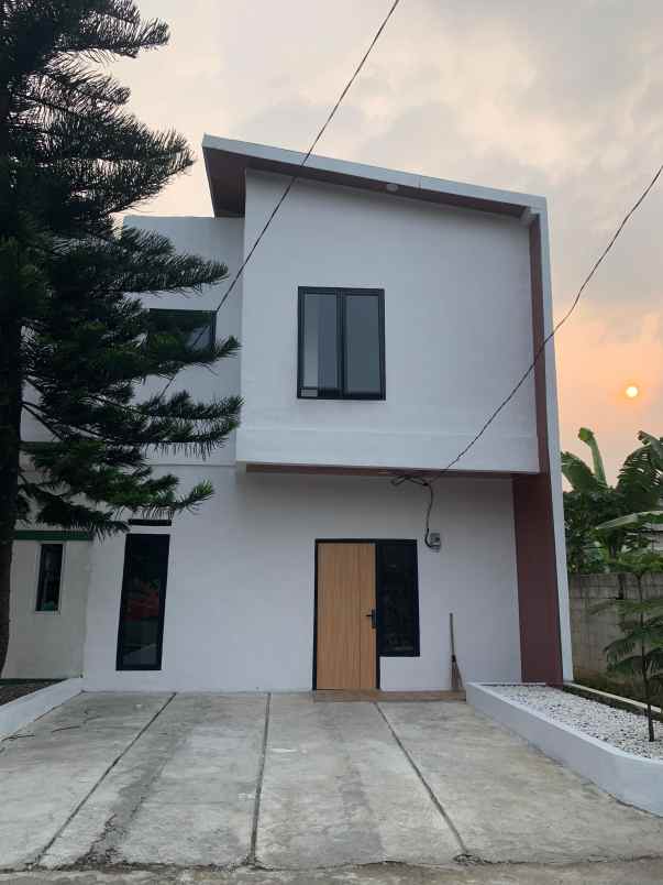 rumah 2 lantai dekat stasiun cilebut bogor
