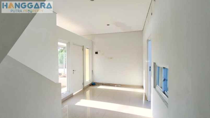 rumah 2 lantai free ac nol dp