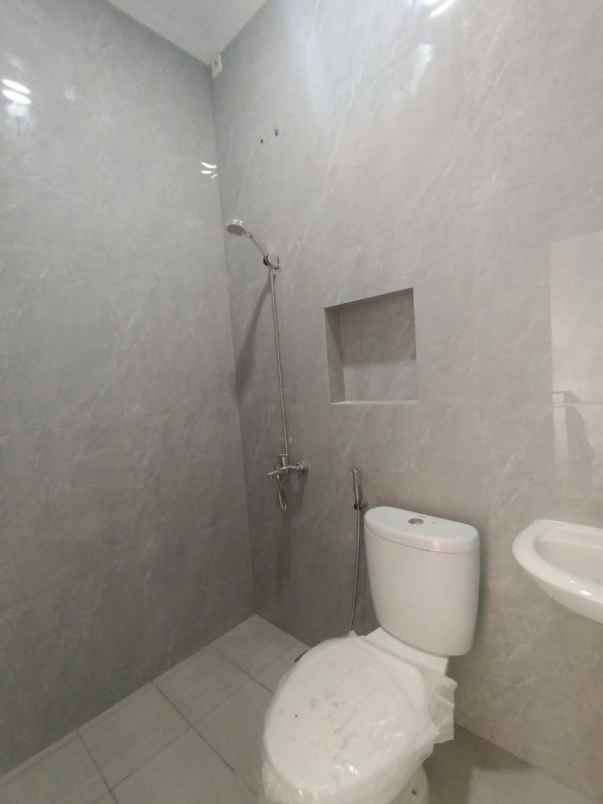 rumah 2 lantai jagakarsa jakarta selatan