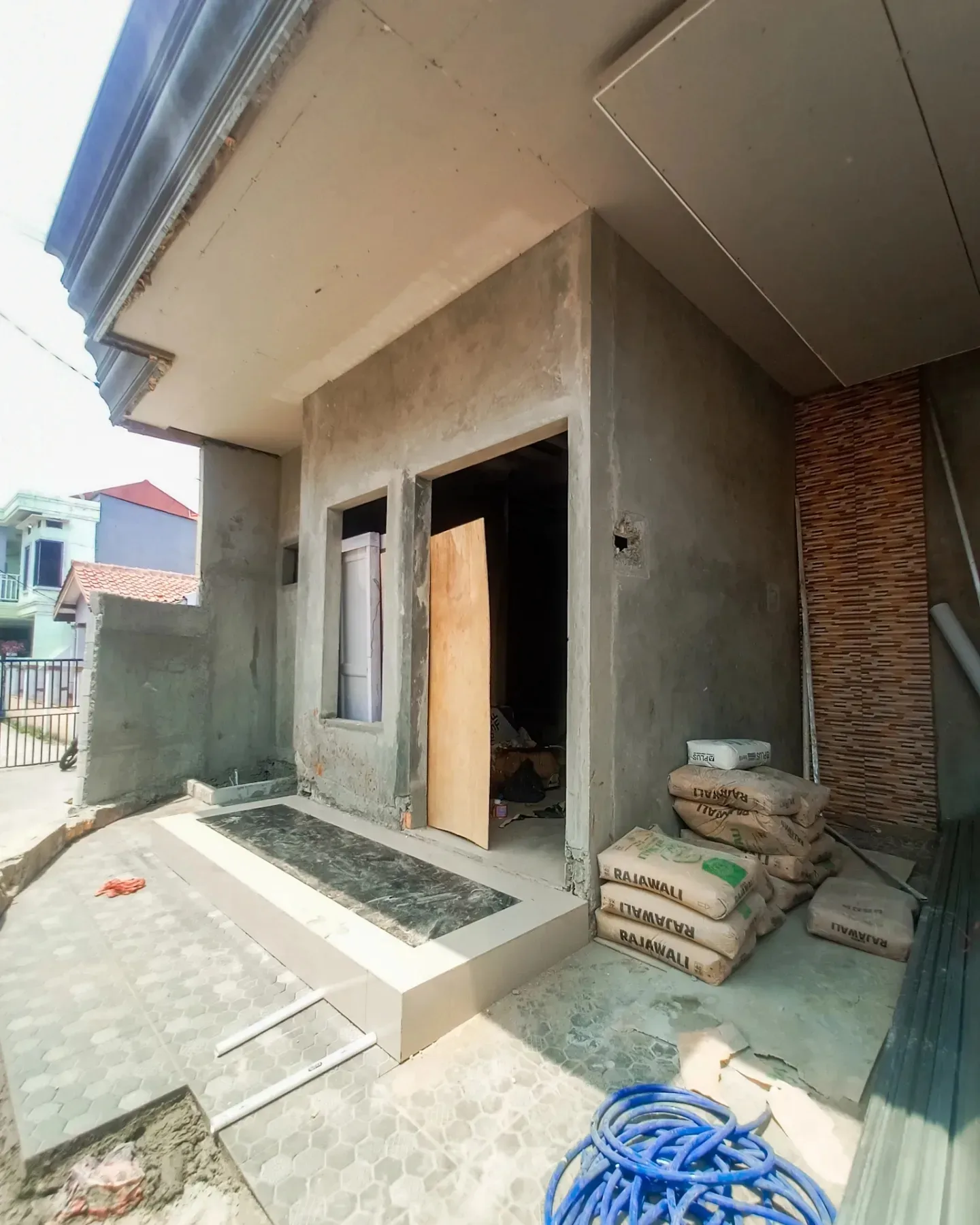 rumah 2 lantai mewah bisa kpr tanpa dp di kota depok