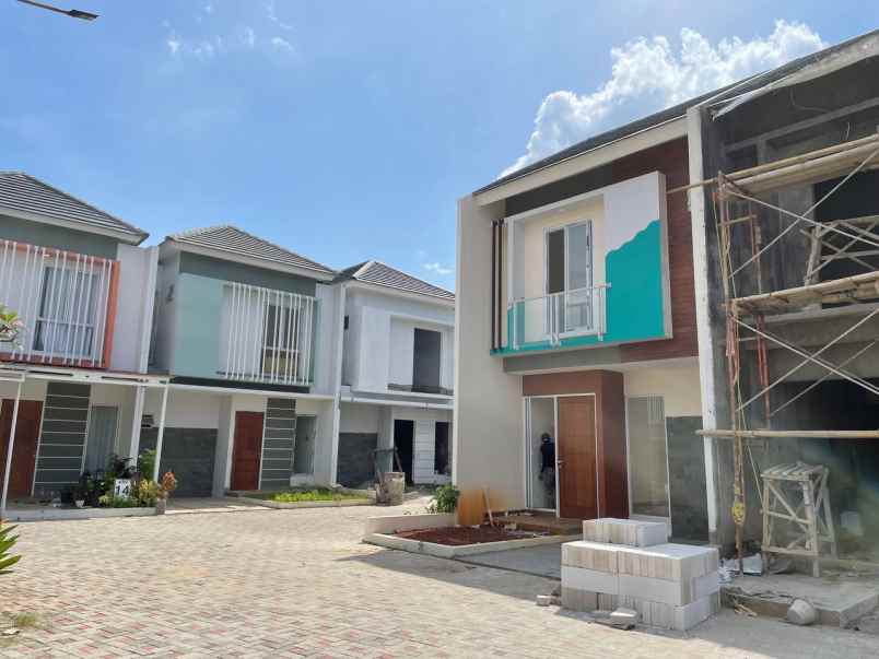 rumah 2 lantai modern di pamulang