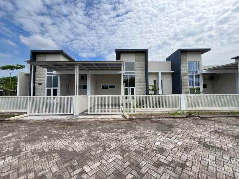 rumah 7x11 tanpa dp free taman di pandaan