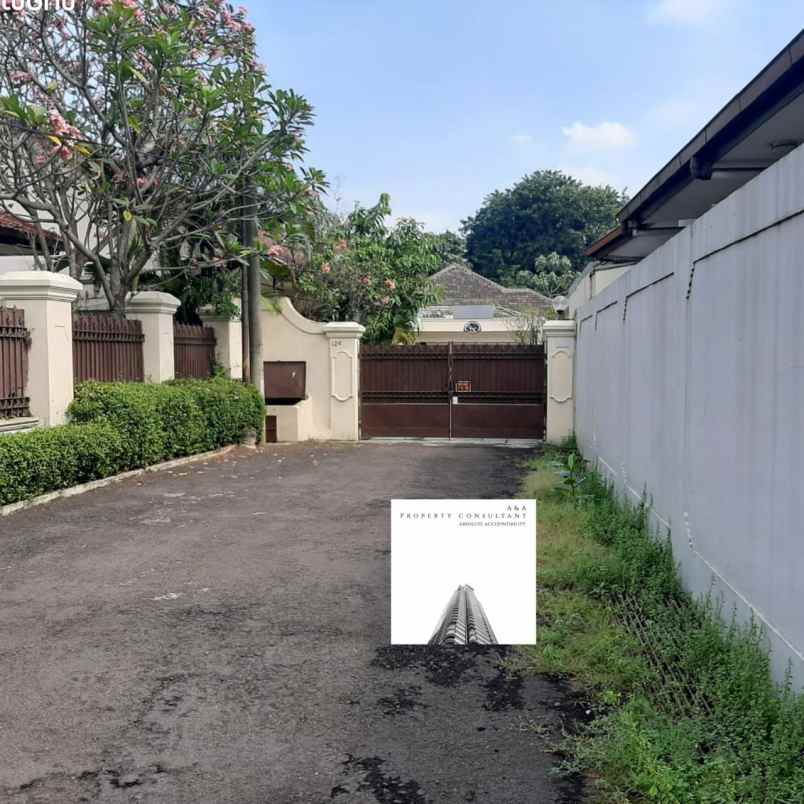 rumah ampera jakarta selatan