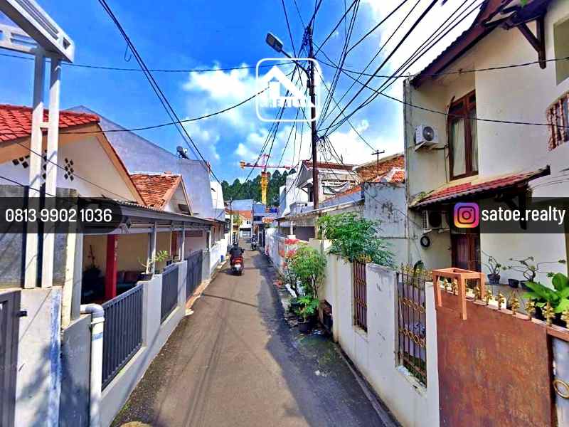 rumah asri 2 lantai di jl tebet timur dalam tebet