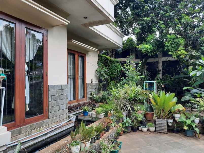 rumah asri di megapolitan cinere limo depok
