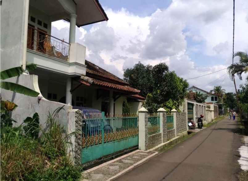 rumah asri jl hergamanah ii bogor barat