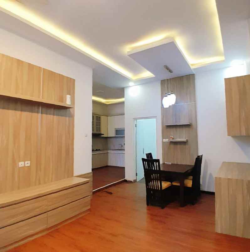 rumah bagus banyumanik semarang